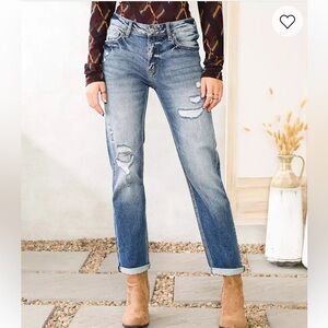 Mid-Rise Relaxed Stretch Jean, Buckle